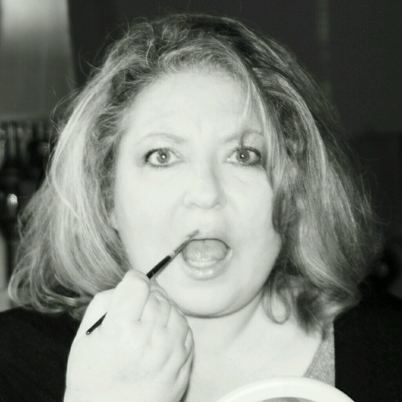 Meet your Posher, Tammy - Picture 1 of 1